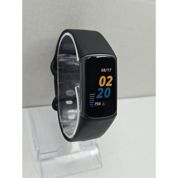 Fitbit Charge 5 Fitness Tracker GPS SpO2 Sleep Monitor Activity W/ Charger - Picture 3 of 11